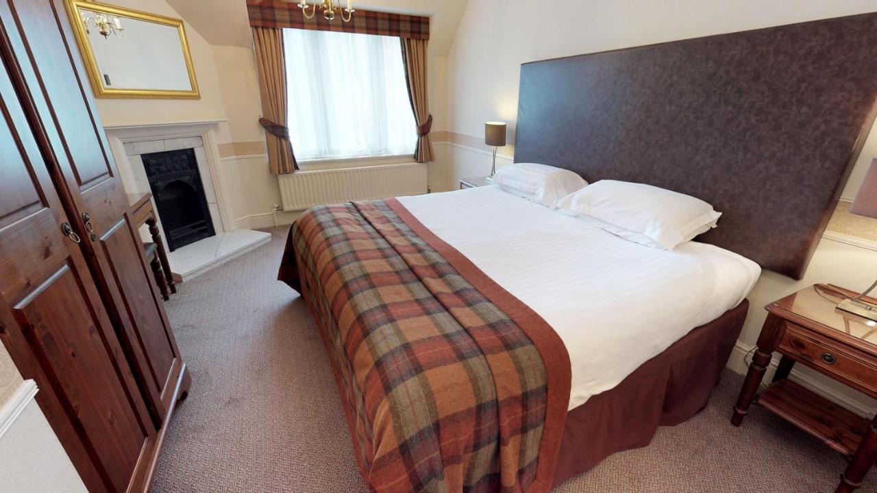 Macdonald Elmers Court Resort Lymington Esterno foto